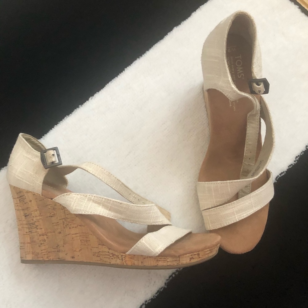 Toms wedges